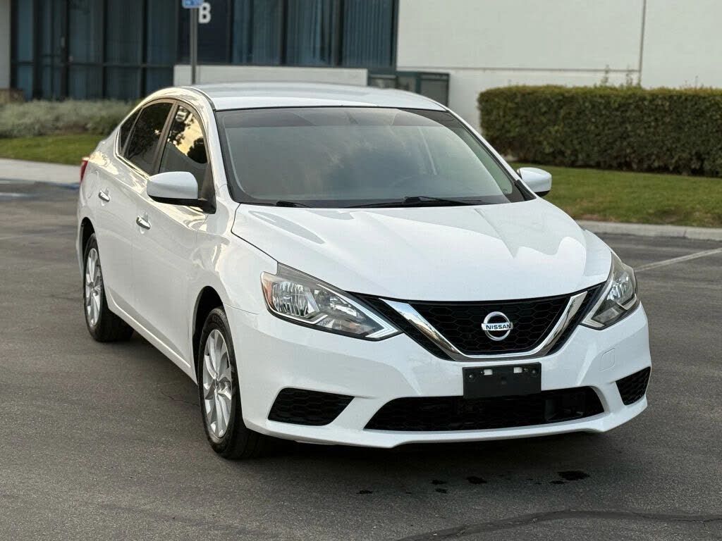 2018 Nissan Sentra SV FWD