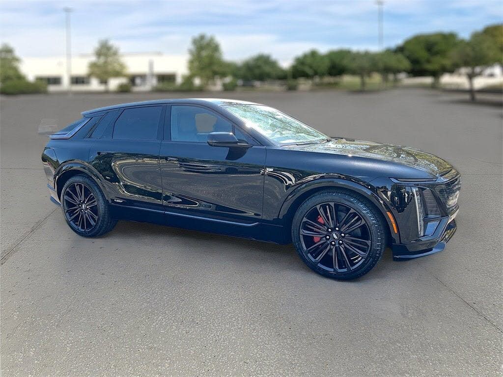 2026 Cadillac LYRIQ-V Premium AWD