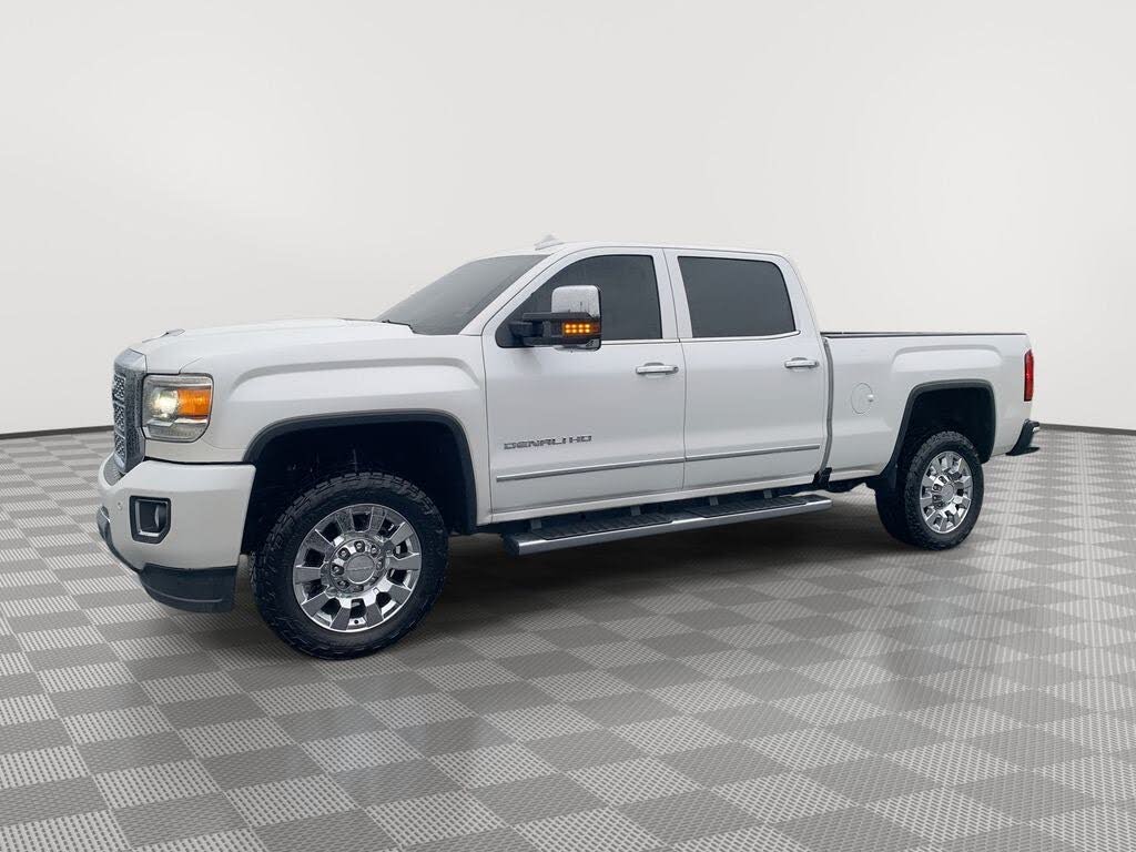 2019 GMC Sierra 2500HD Denali Crew Cab 4WD