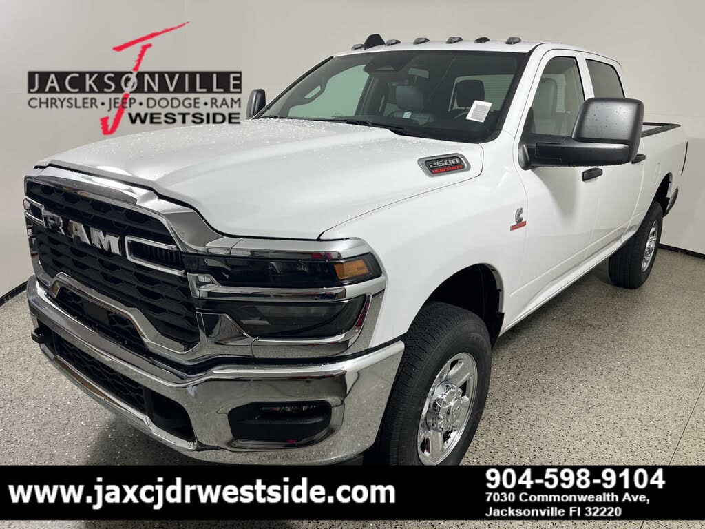 2025 RAM 2500 Tradesman Crew Cab 4WD