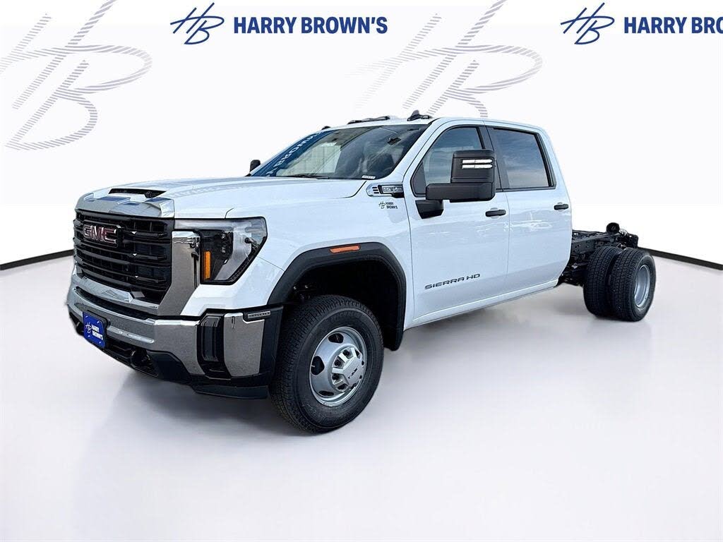 2026 GMC Sierra 3500HD Chassis Pro Crew Cab 4WD