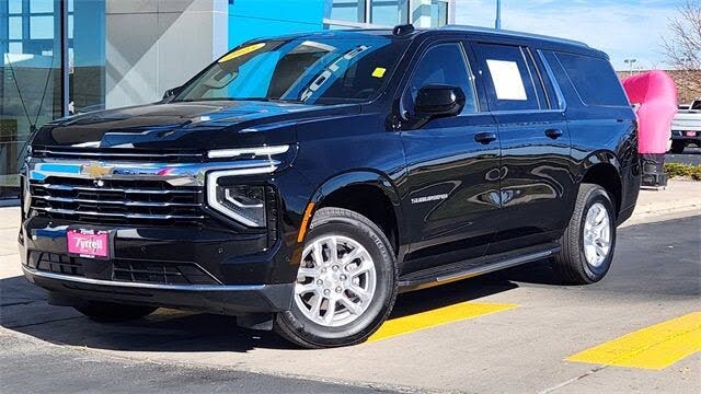 2025 Chevrolet Suburban LT 4WD