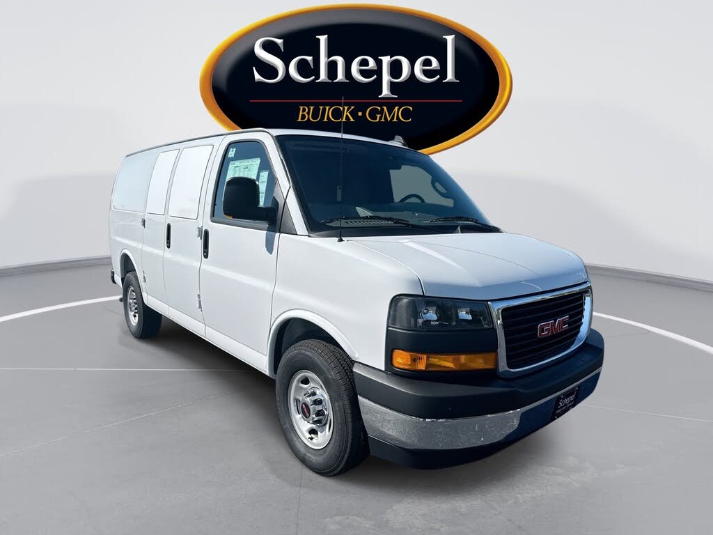 2025 GMC Savana Cargo 3500 RWD