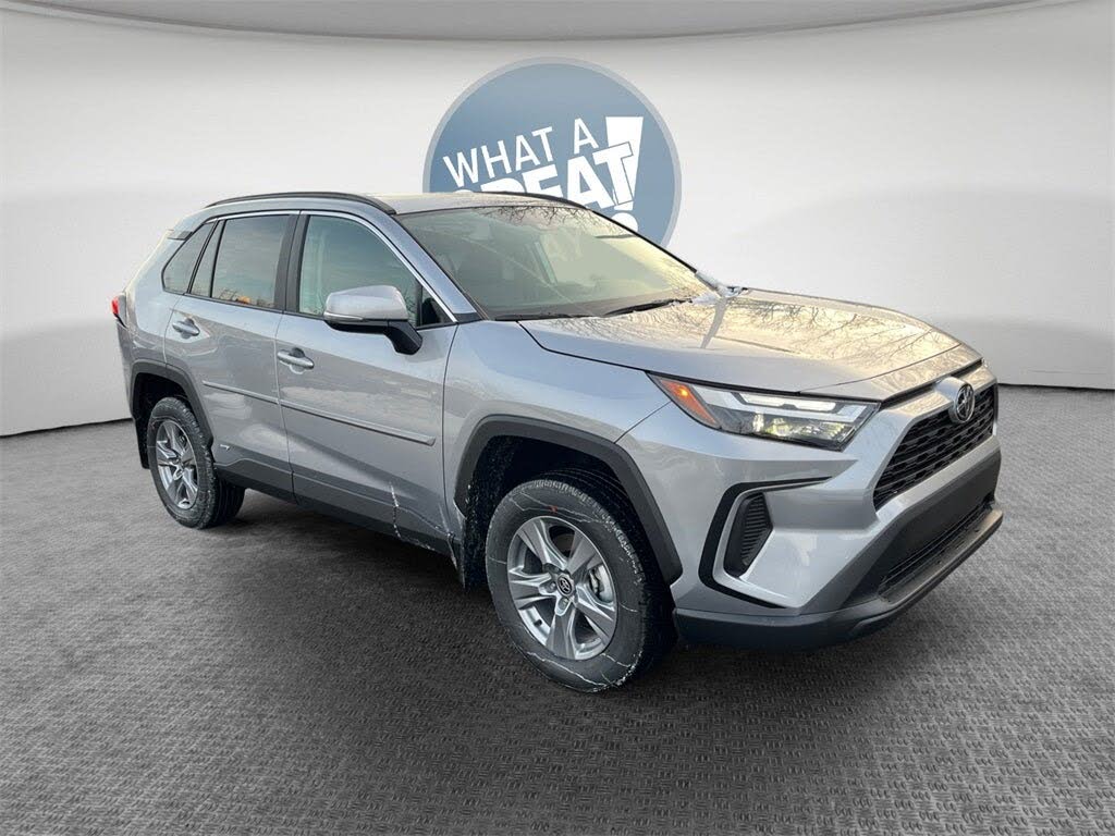 2025 Toyota RAV4 Hybrid XLE AWD