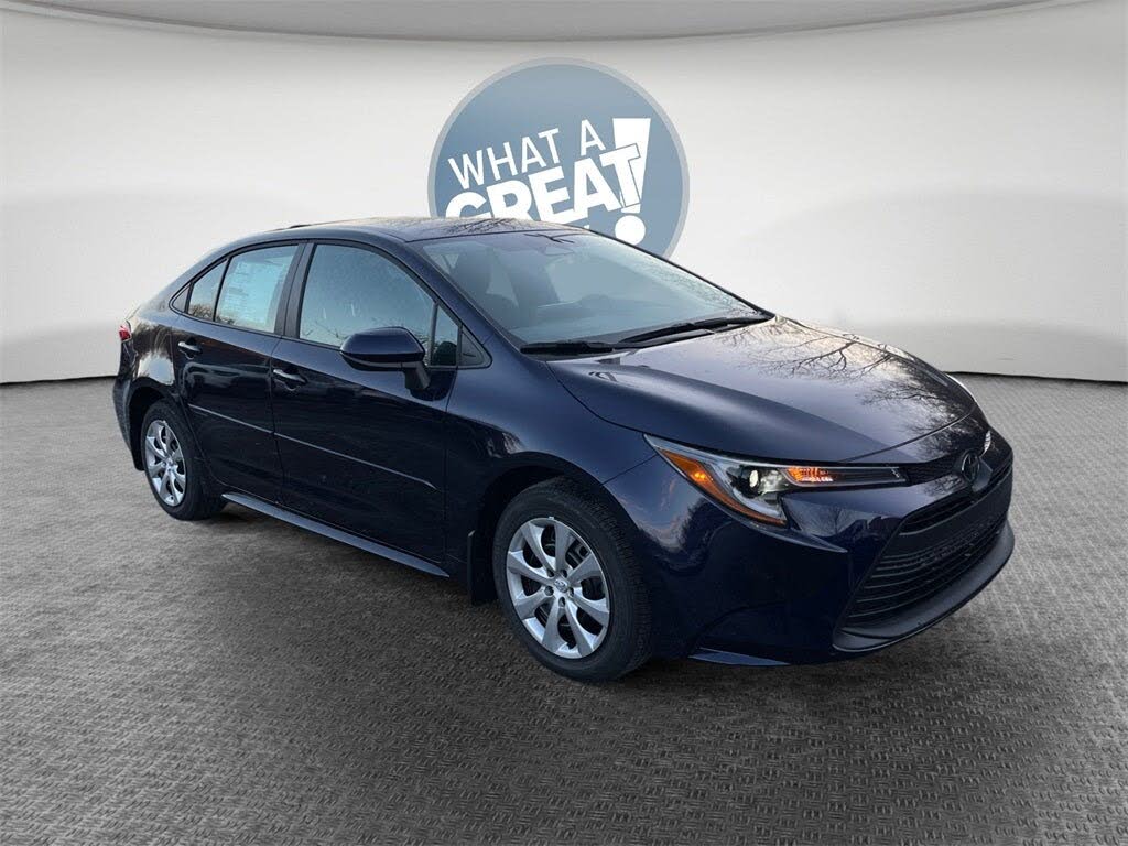 2026 Toyota Corolla LE FWD