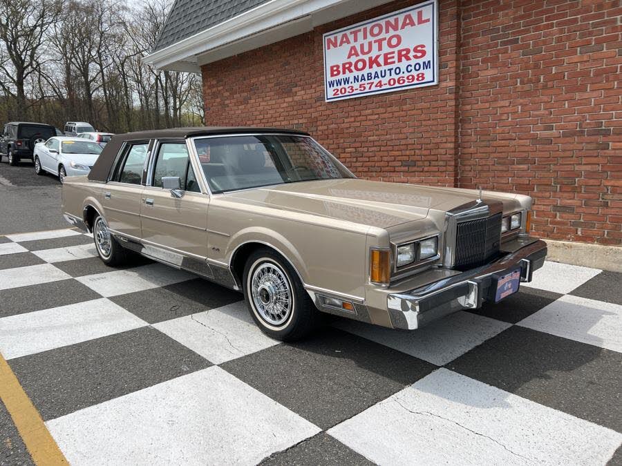 1989 Lincoln Town Car Signature