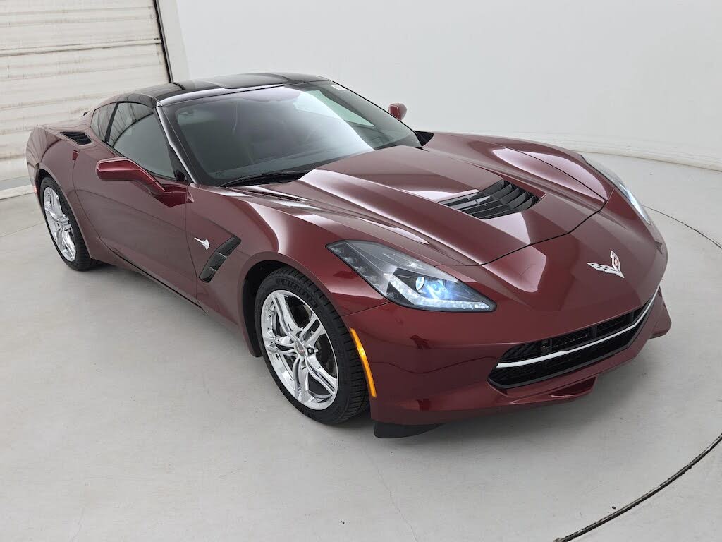 2017 Chevrolet Corvette Stingray 2LT Coupe RWD