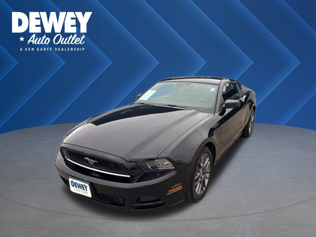 2014 Ford Mustang V6 Coupe RWD