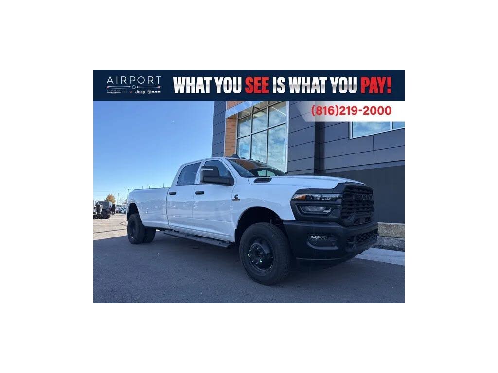 2026 RAM 3500 Tradesman Crew Cab LB DRW 4WD