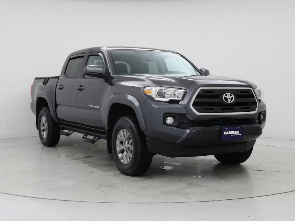 2017 Toyota Tacoma SR5 V6 Double Cab 4WD