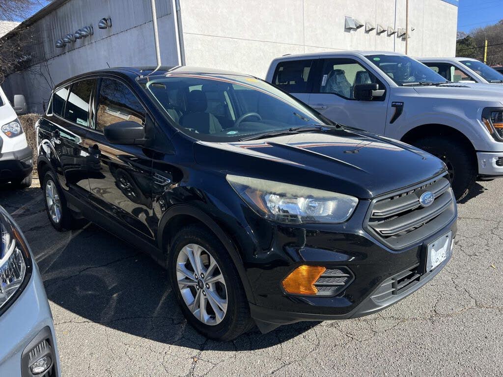 2018 Ford Escape S FWD