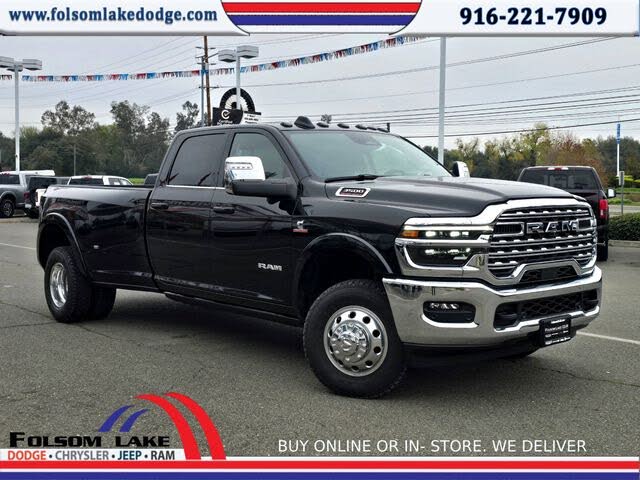 2026 RAM 3500 Limited Crew Cab LB DRW 4WD