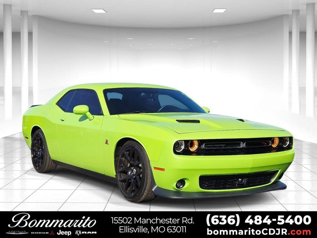 2015 Dodge Challenger R/T Scat Pack RWD