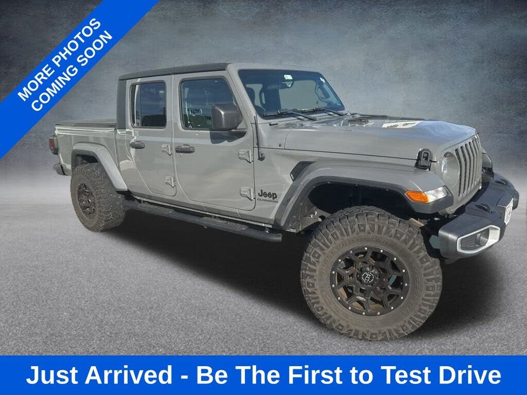 2021 Jeep Gladiator Sport Crew Cab 4WD