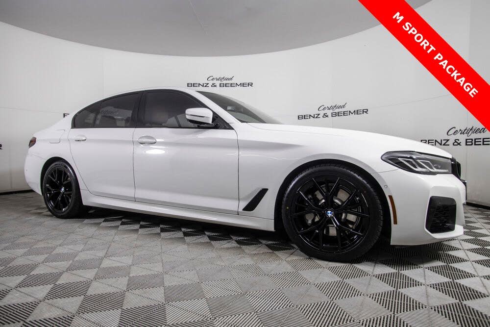 2022 BMW 5 Series 530i RWD