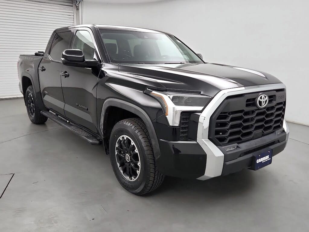 2022 Toyota Tundra SR5 CrewMax Cab 4WD