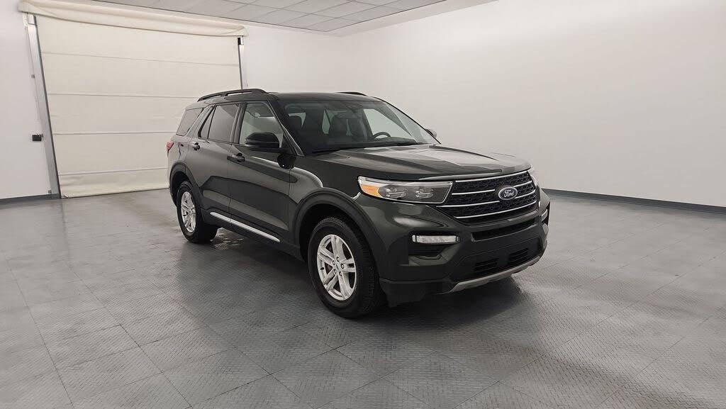 2023 Ford Explorer XLT AWD