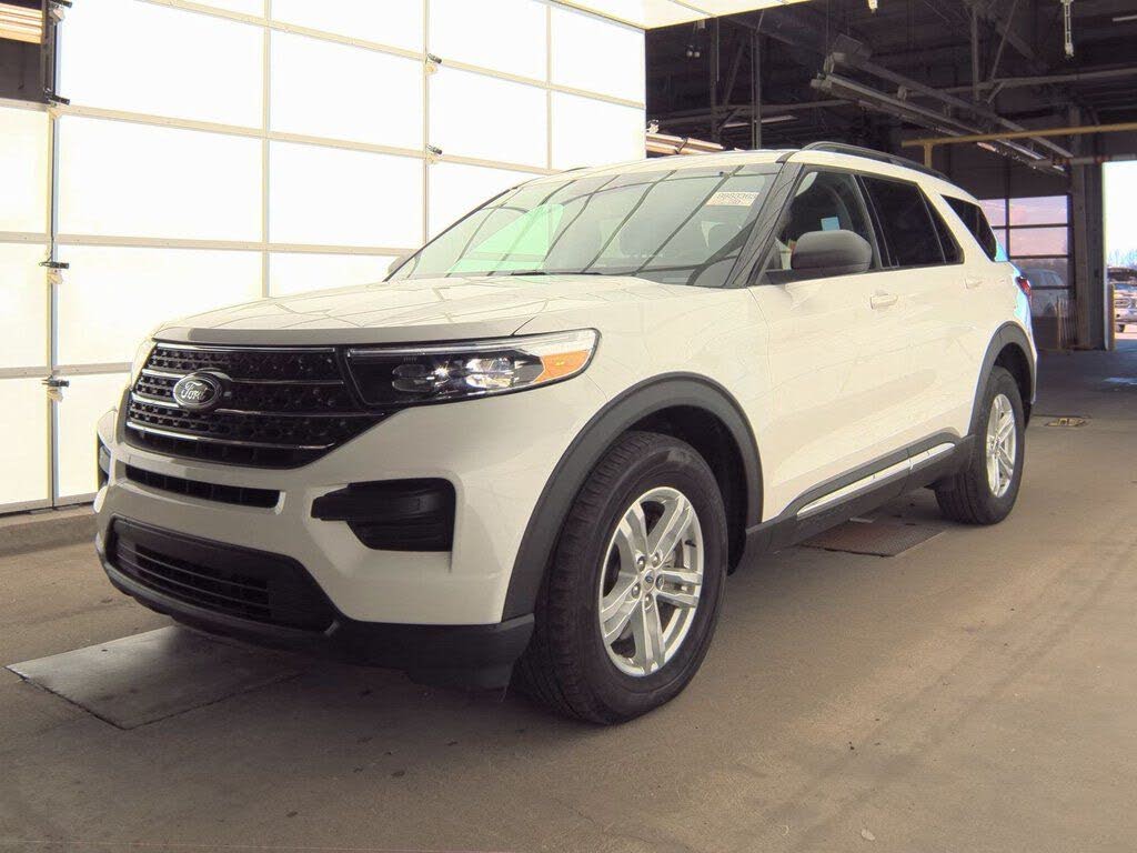 2023 Ford Explorer XLT AWD