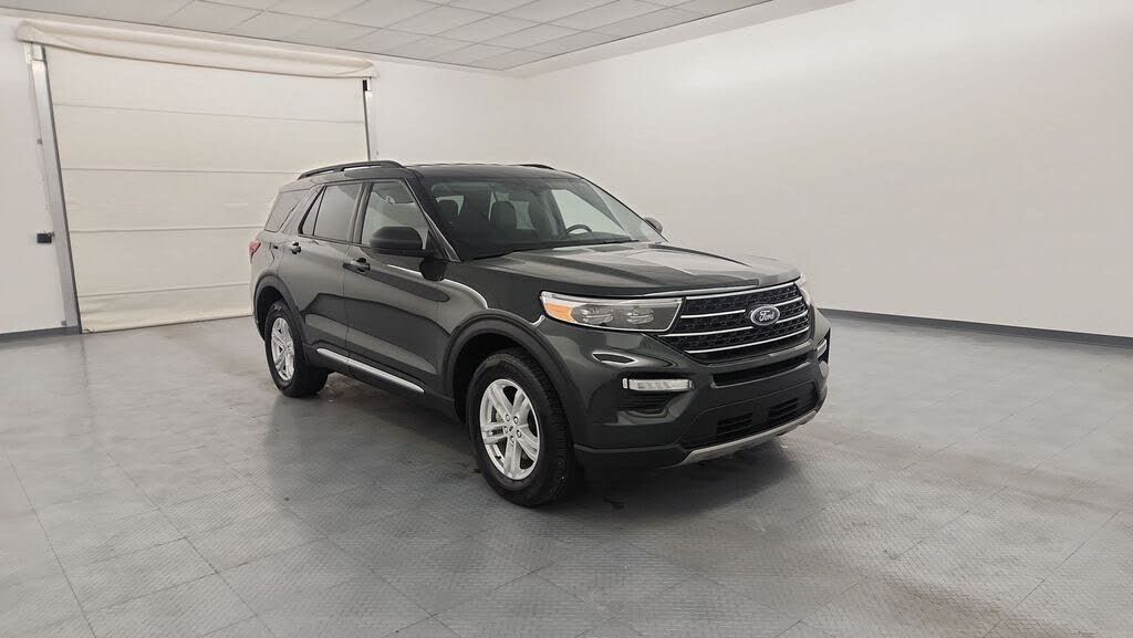 2023 Ford Explorer XLT AWD