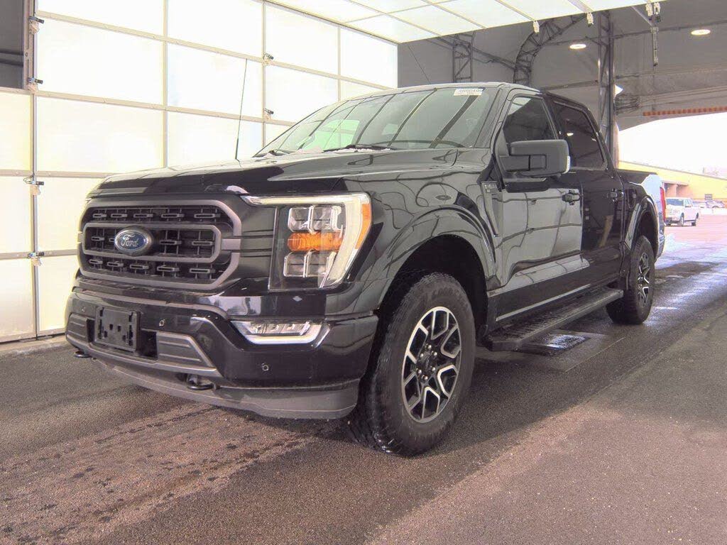 2023 Ford F-150 XLT SuperCrew 4WD
