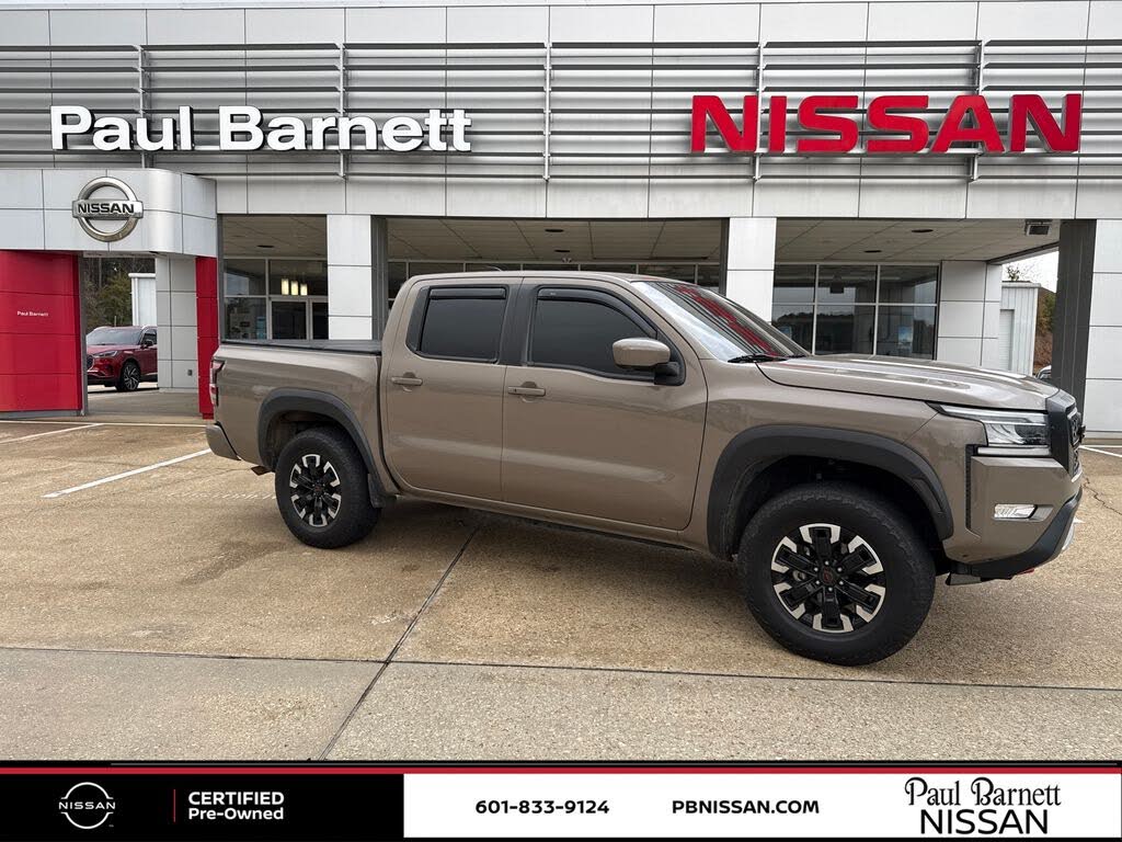 2024 Nissan Frontier PRO-4X Crew Cab 4WD
