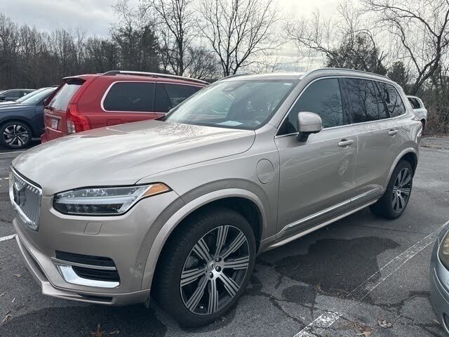 2025 Volvo XC90 Recharge T8 Plus Bright Theme 7-Passenger eAWD