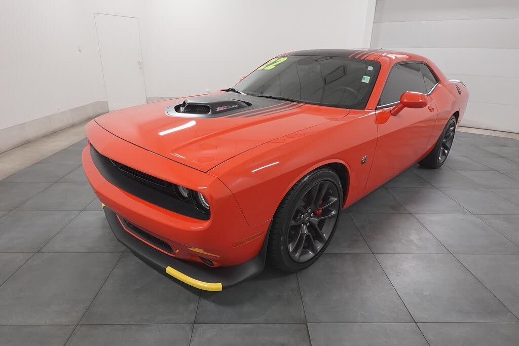 2022 Dodge Challenger R/T Scat Pack RWD