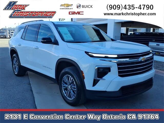 2025 Chevrolet Traverse LT FWD