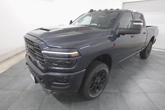 2025 RAM 2500 Laramie Crew Cab 4WD