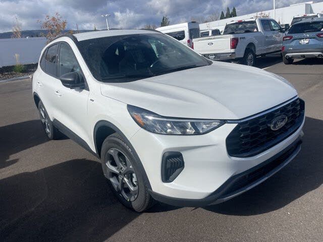 2026 Ford Escape ST-Line AWD