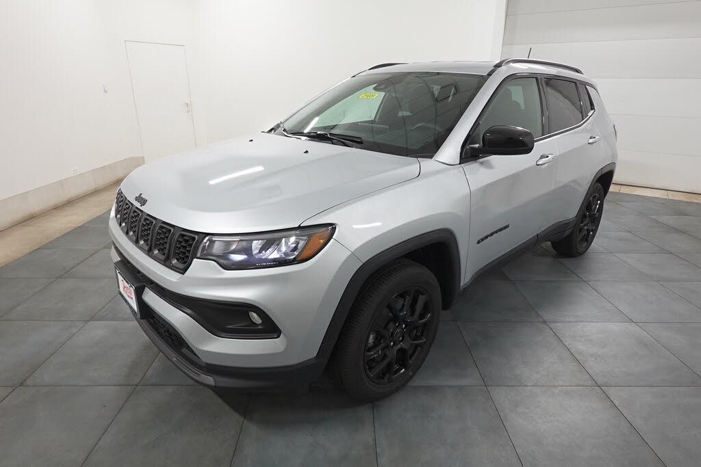 2026 Jeep Compass Latitude 4WD