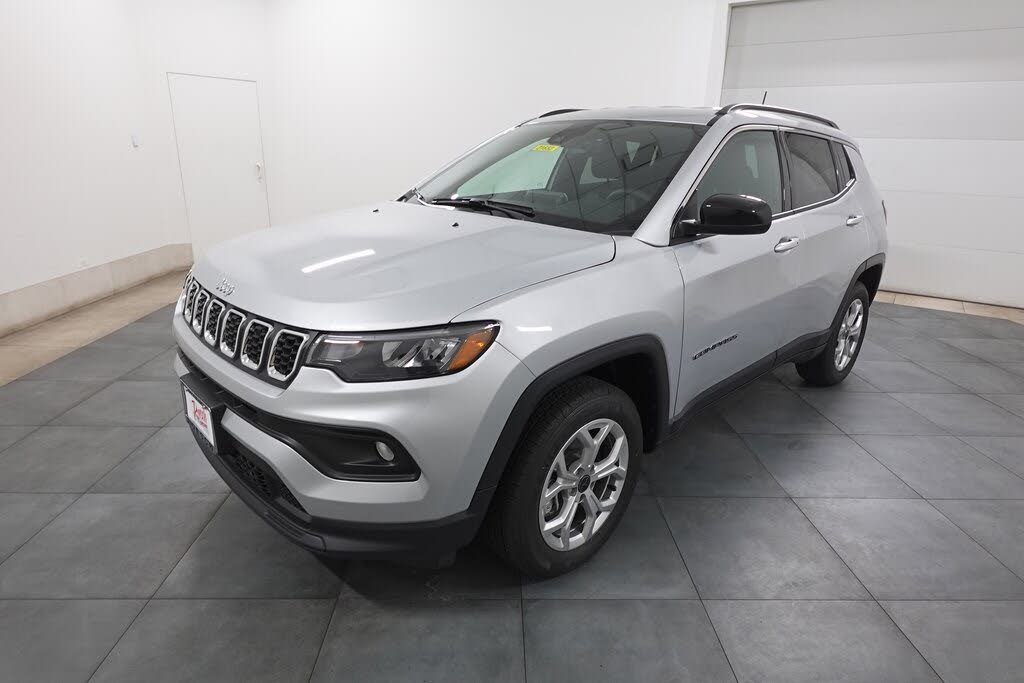 2026 Jeep Compass Latitude 4WD