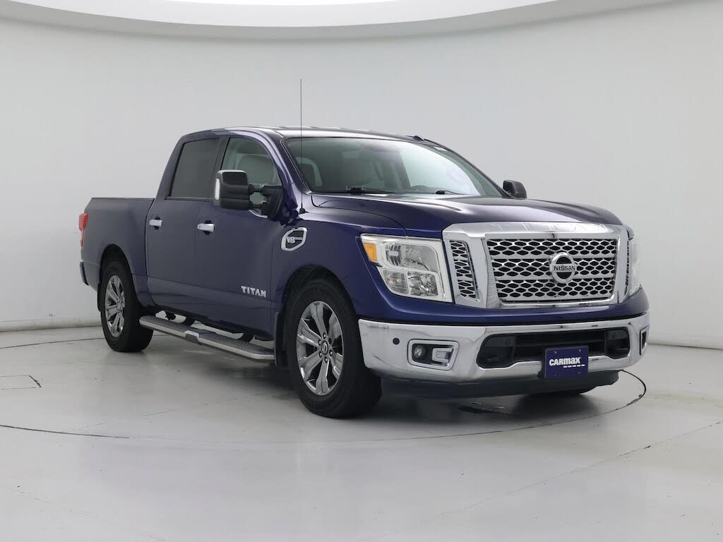 2017 Nissan Titan SV Crew Cab