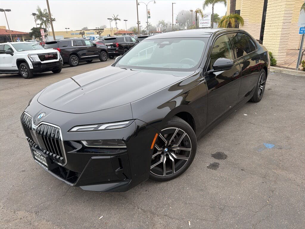 2025 BMW 7 Series 740i xDrive