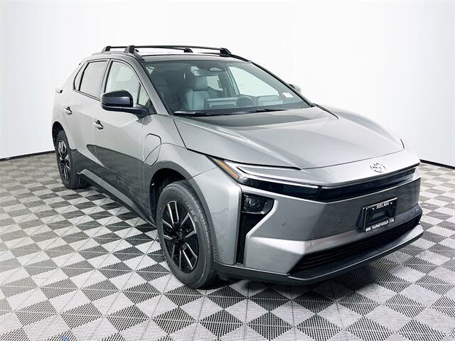2026 Toyota bZ XLE Plus FWD