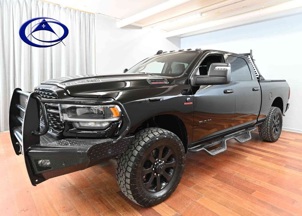 2024 RAM 2500 Big Horn Crew Cab 4WD