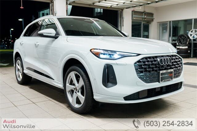 2025 Audi Q5 quattro Premium Plus 40 TFSI