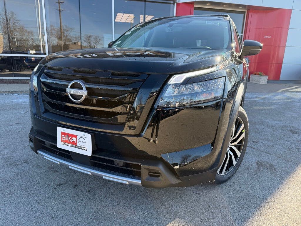 2025 Nissan Pathfinder Platinum 4WD