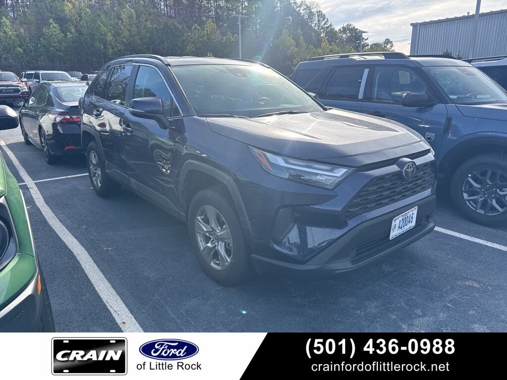 2025 Toyota RAV4 XLE AWD