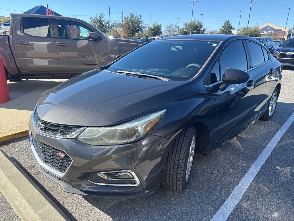 2017 Chevrolet Cruze LT Sedan FWD