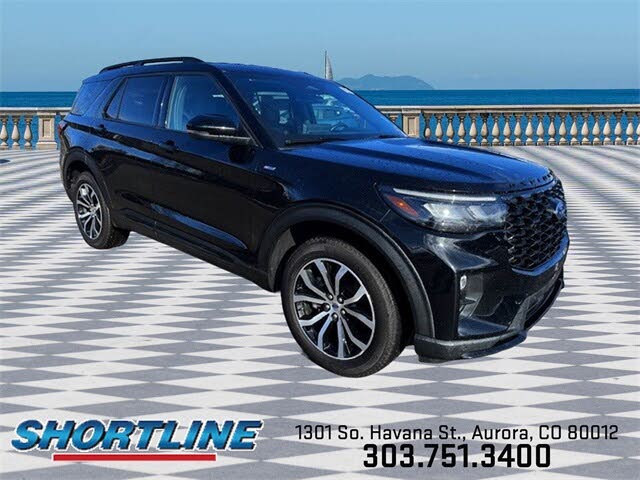 2025 Ford Explorer ST-Line AWD