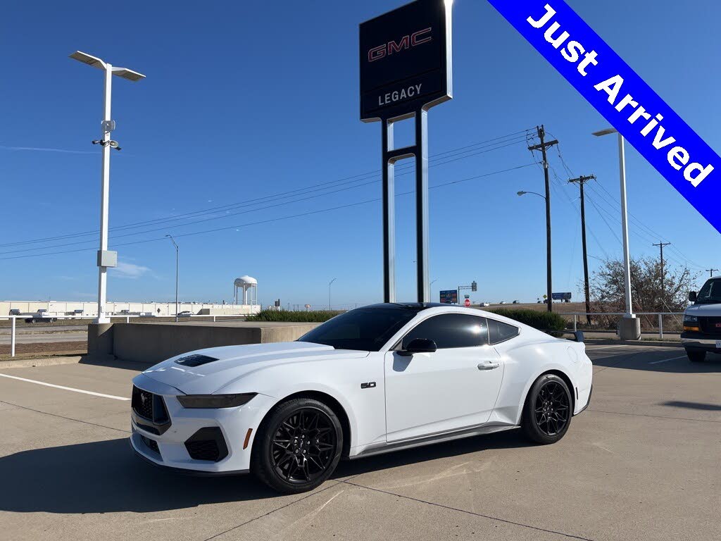 2025 Ford Mustang GT Premium Fastback RWD