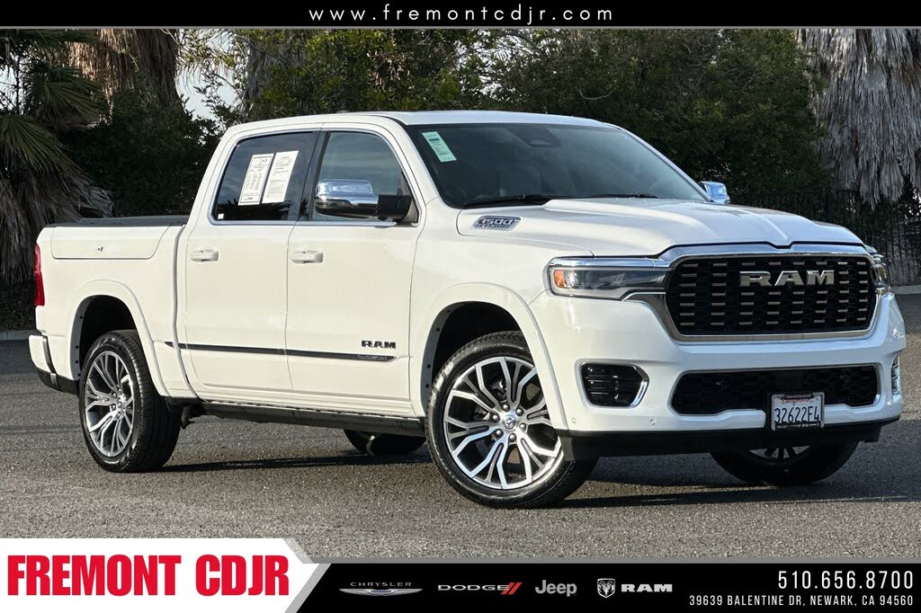 2025 RAM 1500 Tungsten Crew Cab 4WD