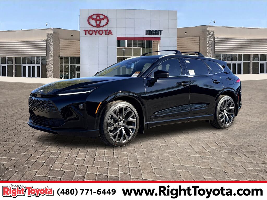 2025 Toyota Crown Signia Limited AWD