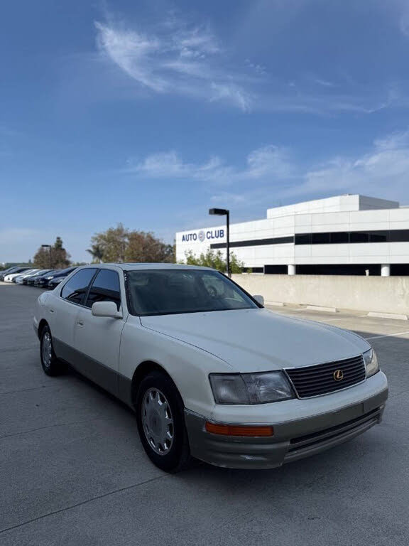 1997 Lexus LS 400 Coach RWD