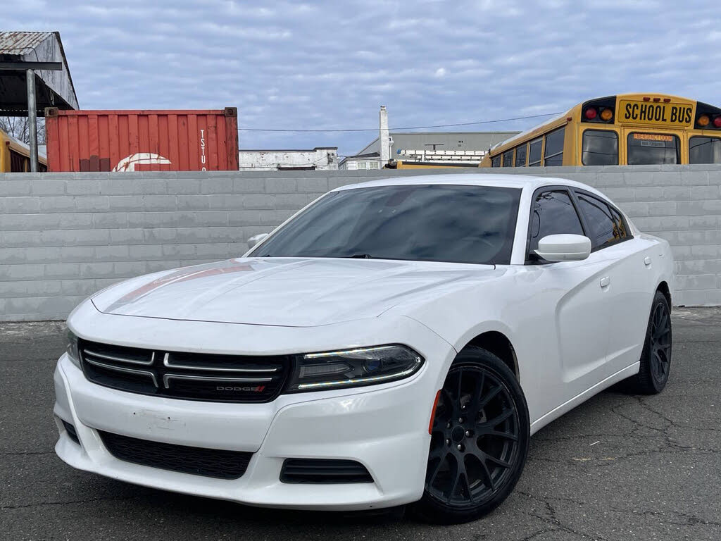 2015 Dodge Charger SE RWD