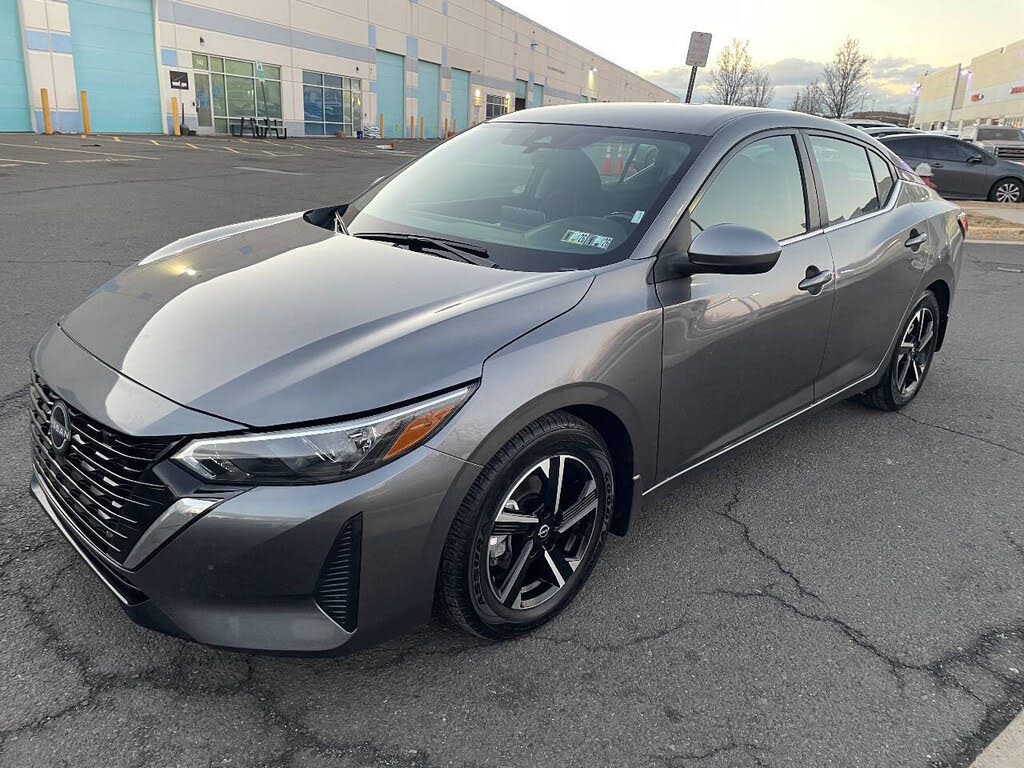 2025 Nissan Sentra SV FWD