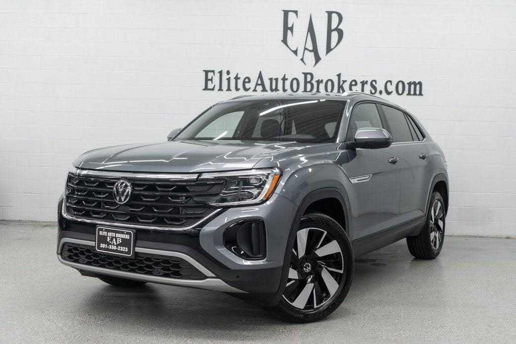 2025 Volkswagen Atlas Cross Sport SE 4Motion with Technology