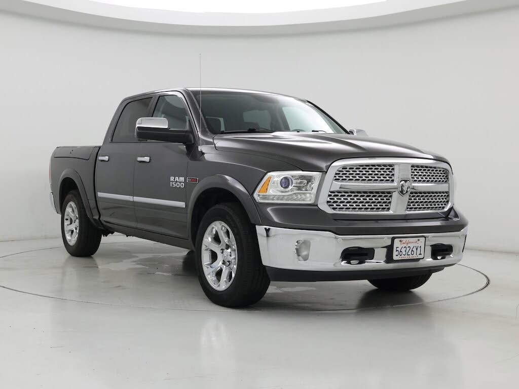 2016 RAM 1500 Laramie Crew Cab 4WD