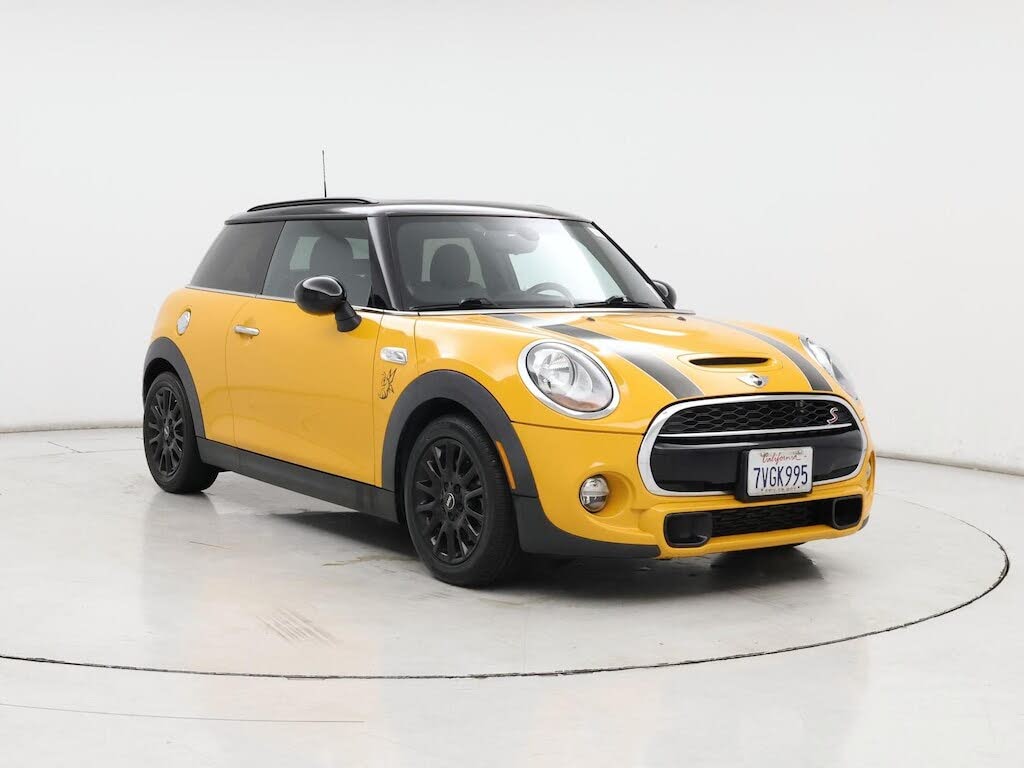 2017 MINI Cooper S 2-Door Hatchback FWD
